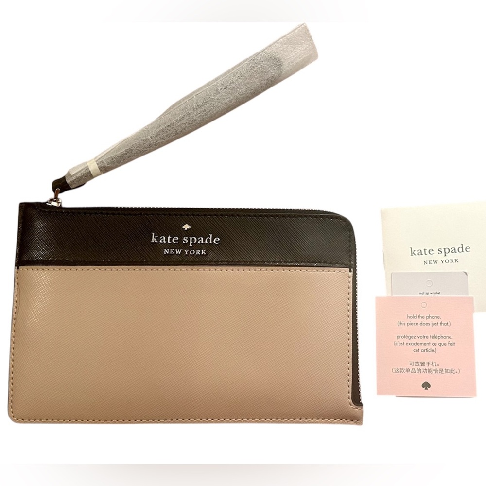 Kate Spade Medium Wristlet